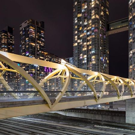 Lovely 2 Bed Condo In Downtown Toronto Dış mekan fotoğraf